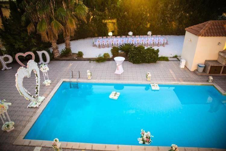 Larnaca Mansion Ideal For 3 Families Or More Dış mekan fotoğraf